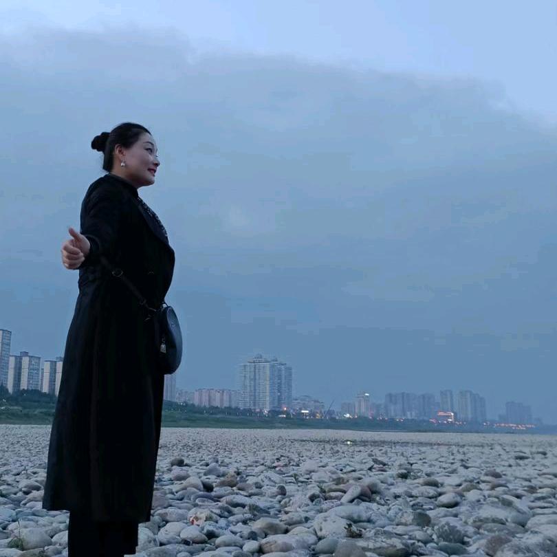 水清彭天萍