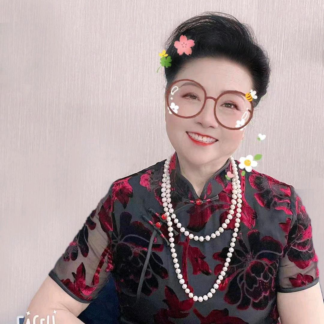 刘素云