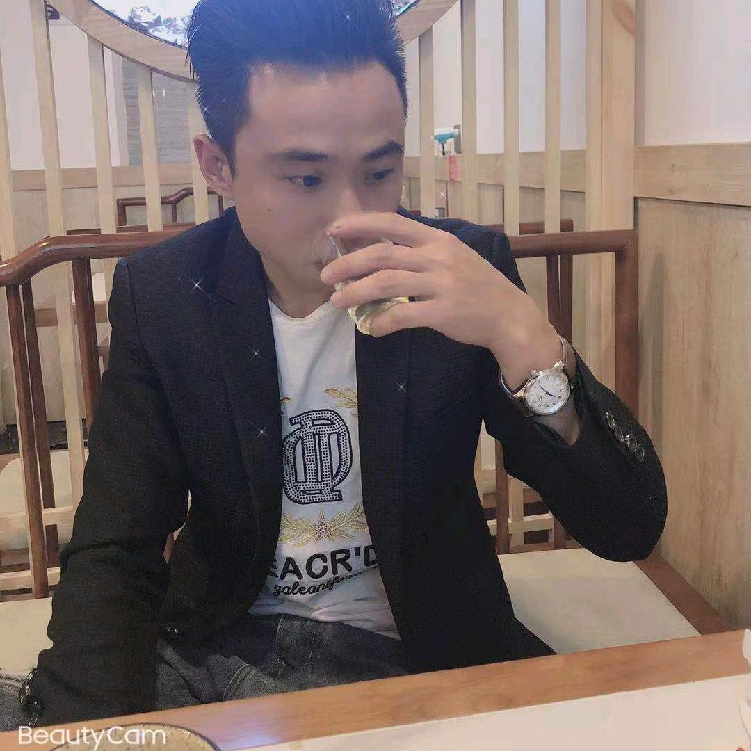 张鲜生  (龙少)