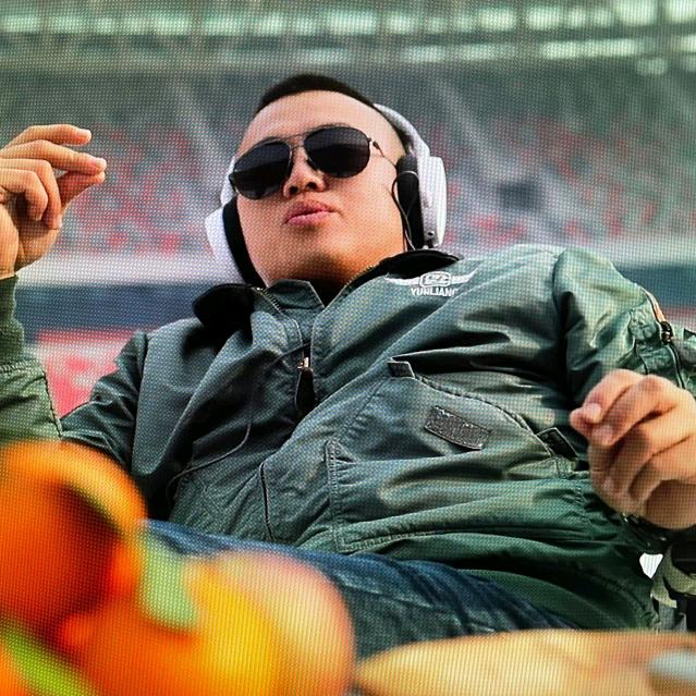 牧源也迷里 熏马肠 风干肉