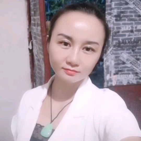 启门一体浇灌，农村小别墅