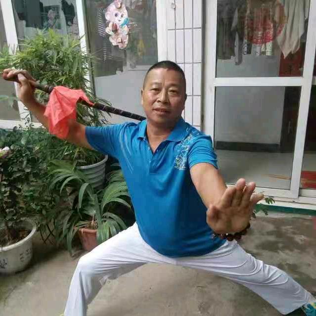 龙湖镇荆王村乔新芳厨师班