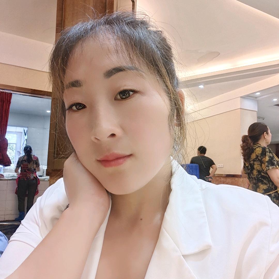 城口山咔咔的女人