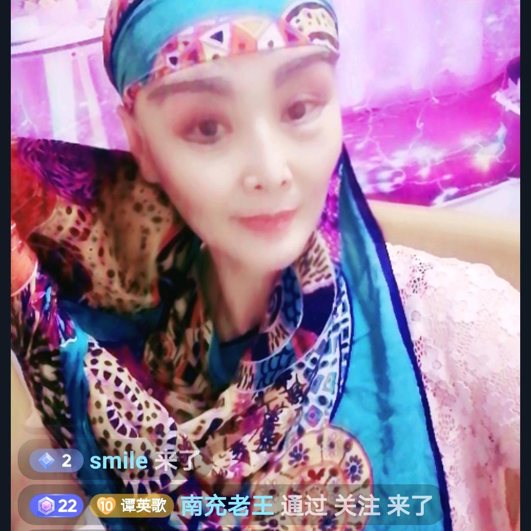 歌者丽文唱老歌教老歌