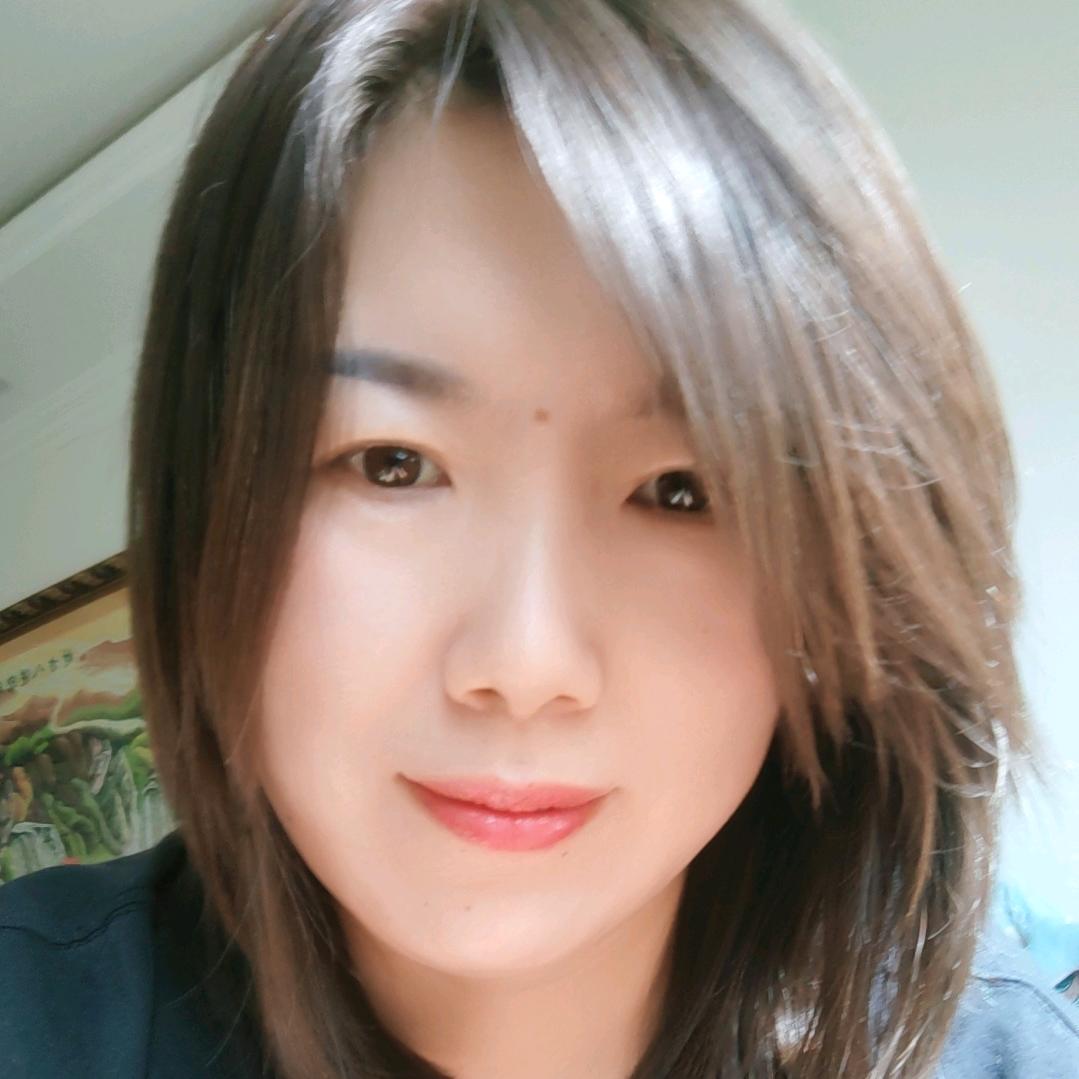 闫微