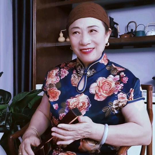 侯氏思密达，拒绝连赞