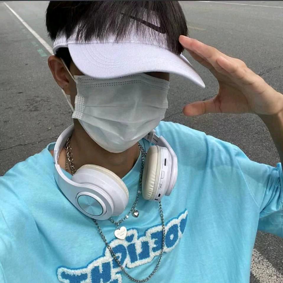 马云飞