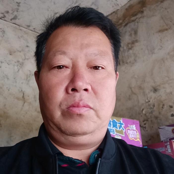 肖华