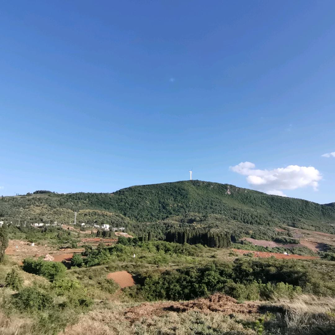 九只羊山庄