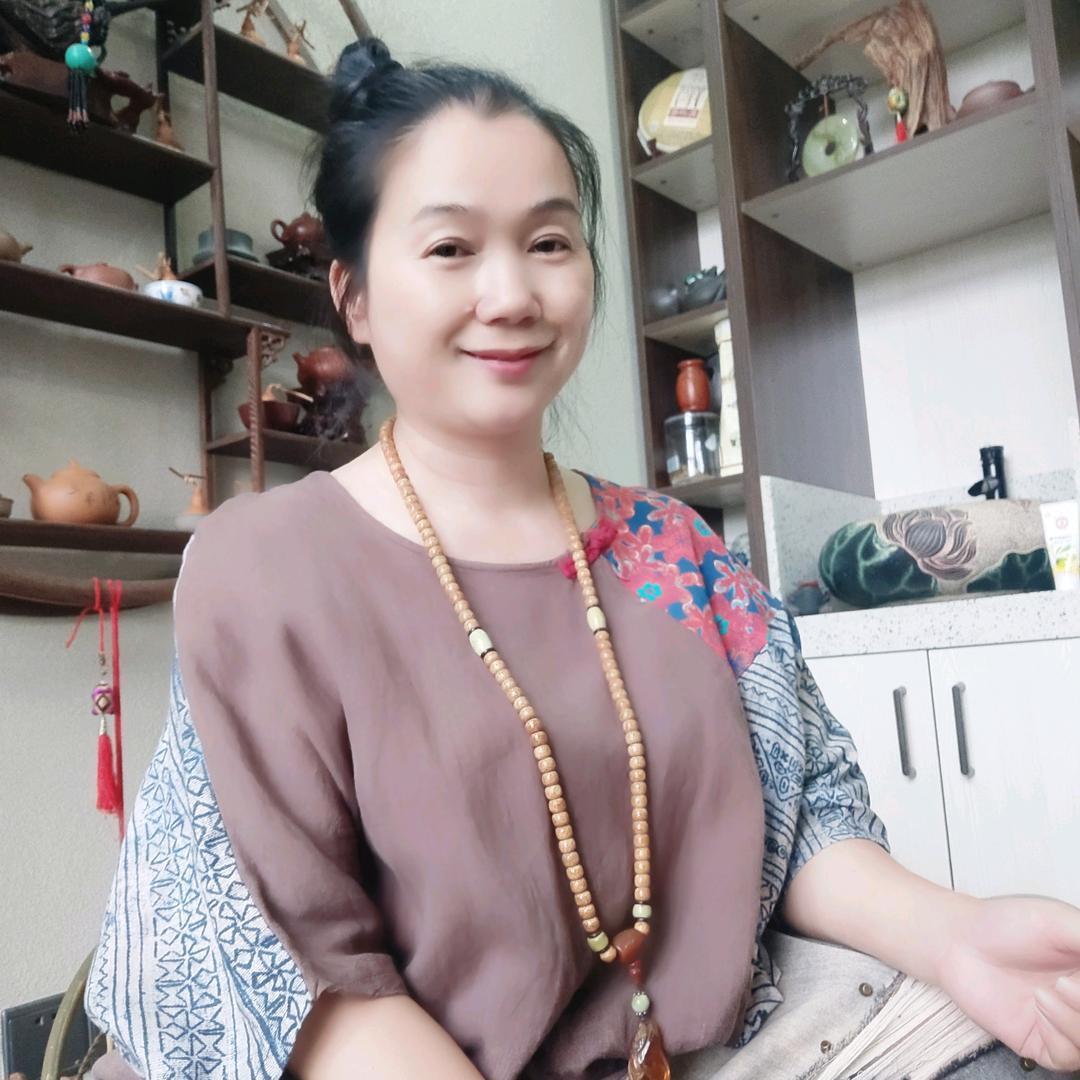 杨枟冰