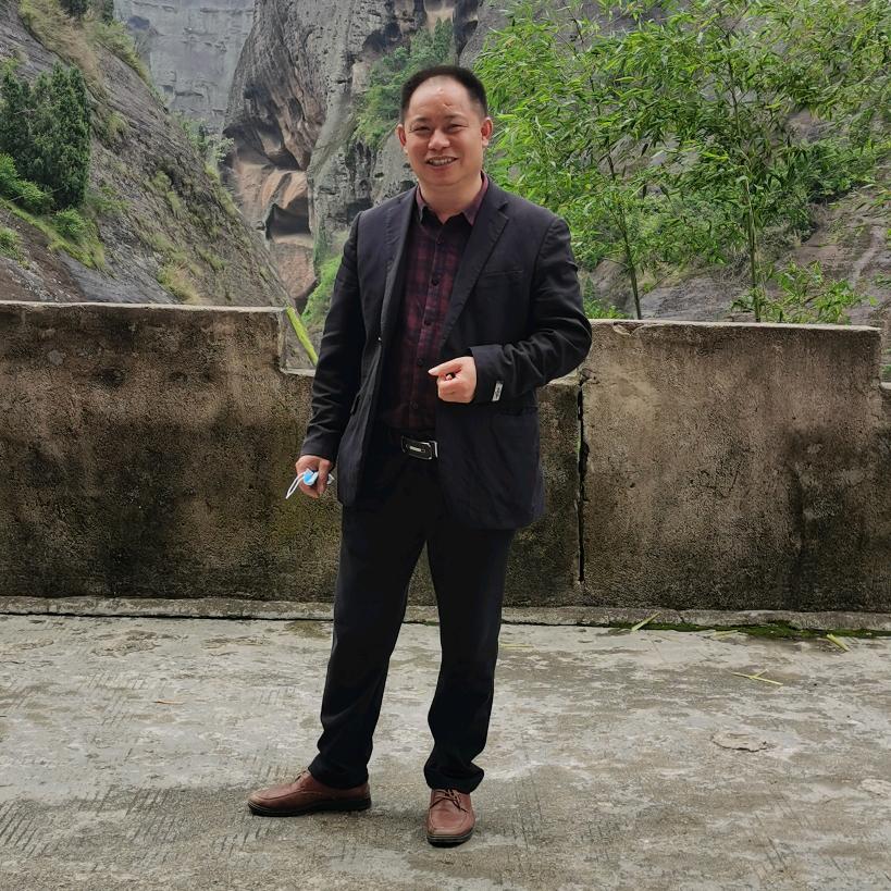 @家和万事兴&