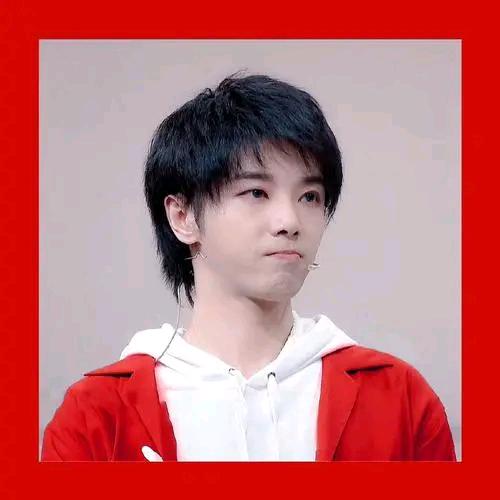 李月献。高价回收旧手机