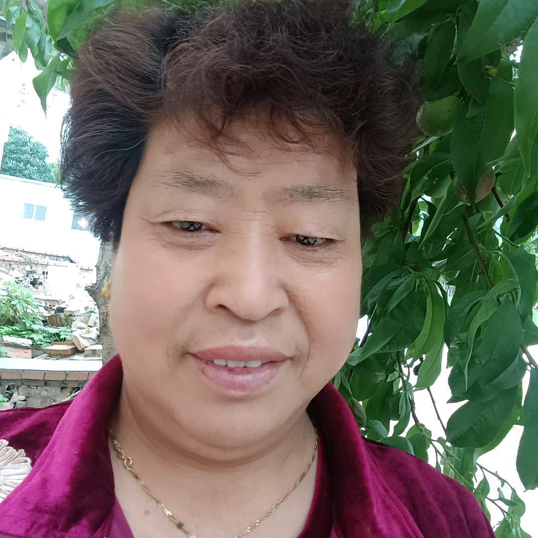 岳大姐早上6点半开播