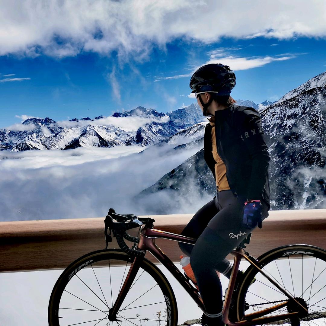 𝑳𝑬𝑬  𝑴♥︎𝑴♡