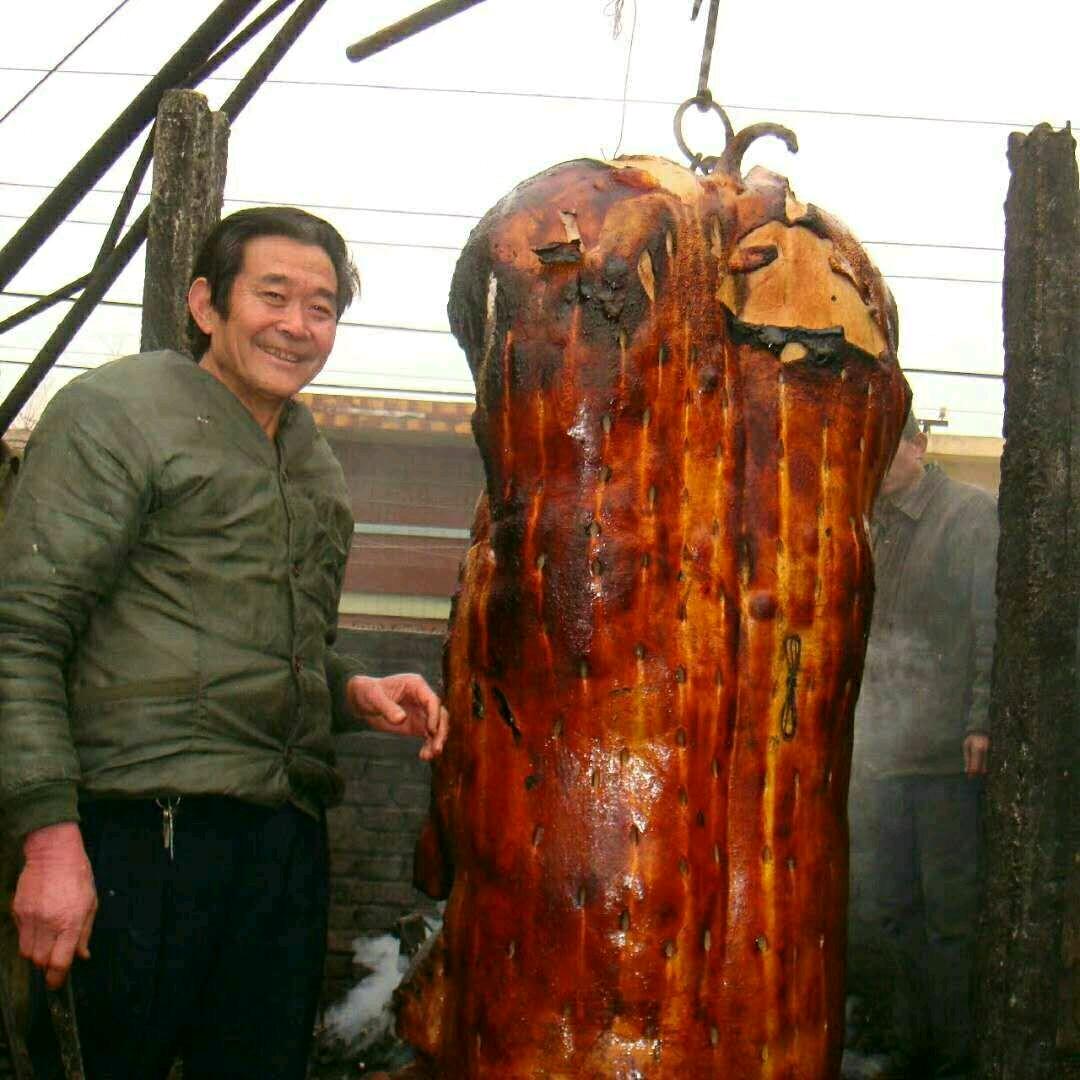 章丘市绣惠镇黄家湾伍忠烤肉店