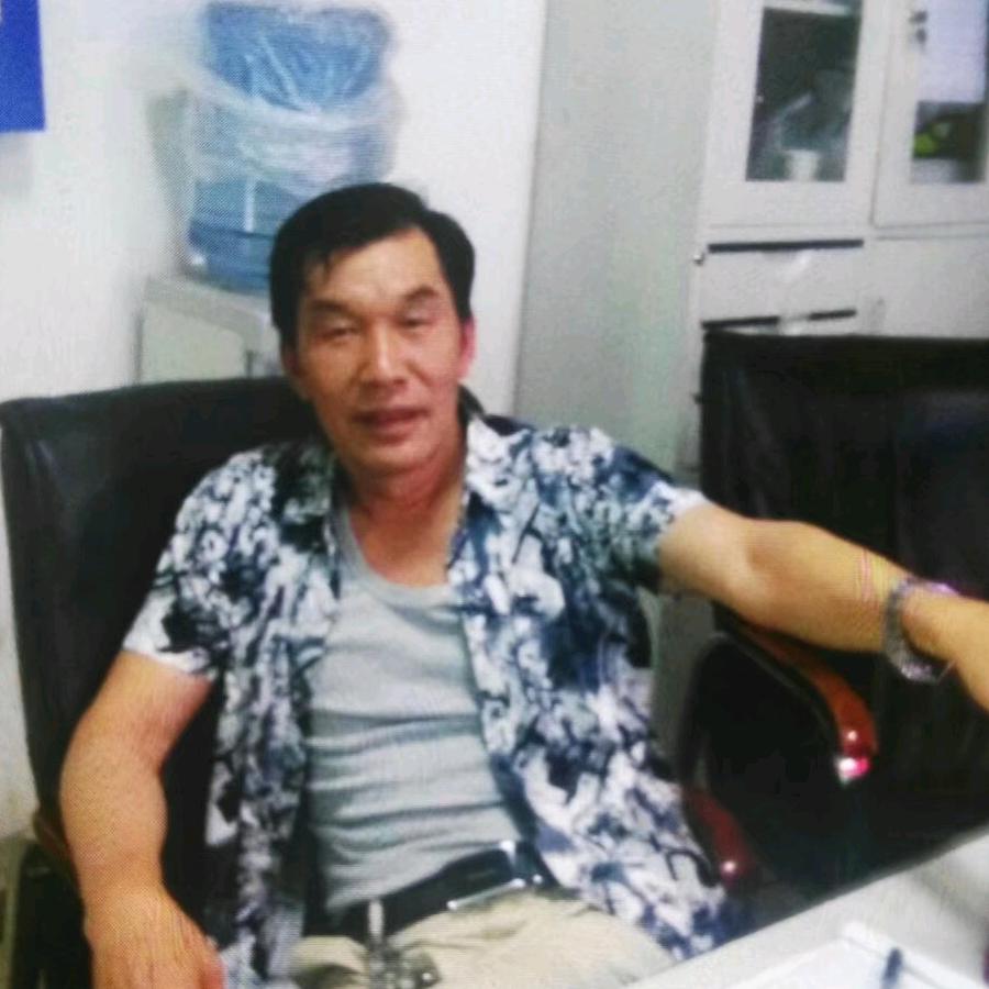 盘州市雄星铝镁合金门窗厂