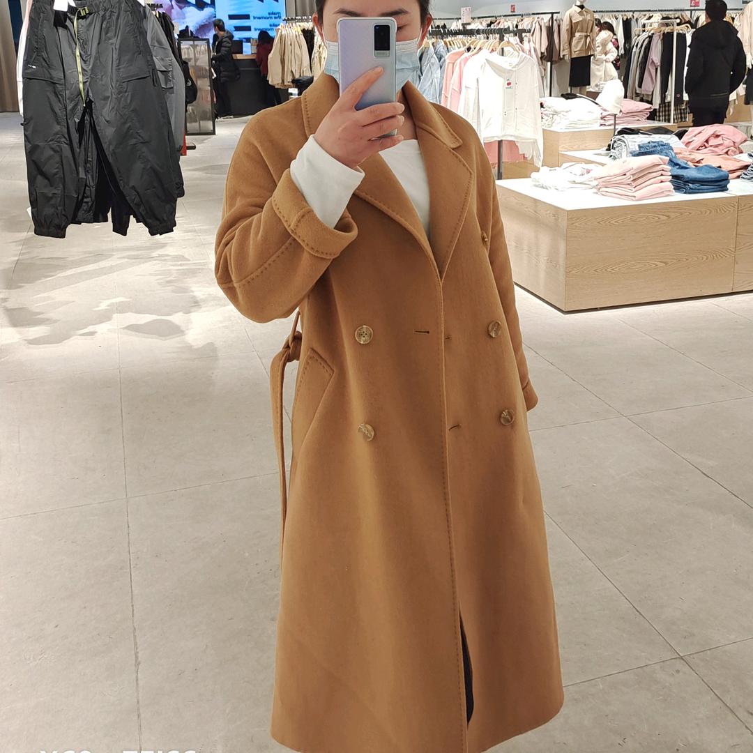 卖菜小姐姐