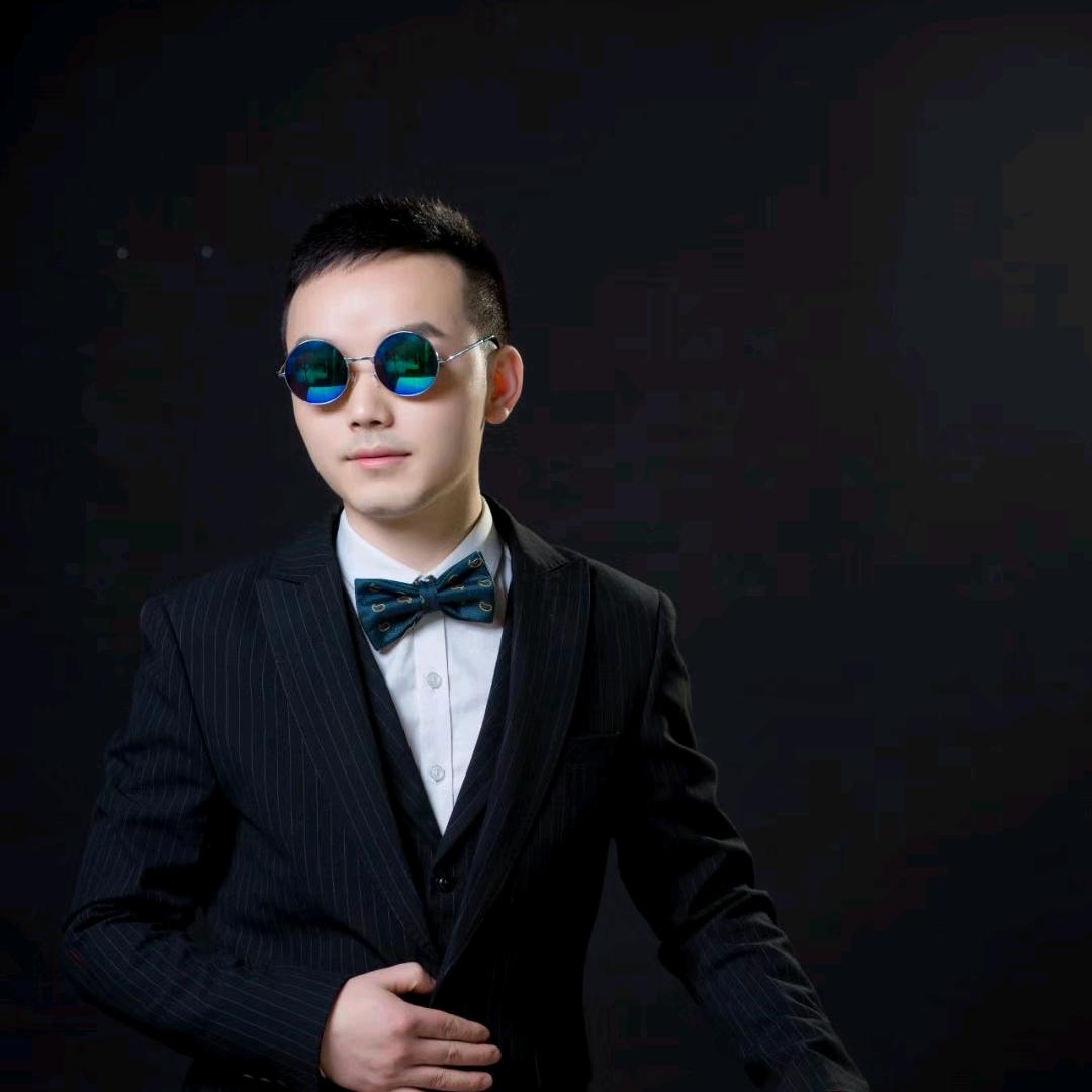 Glass Luo