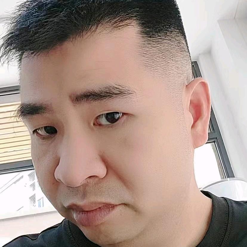 大型机械运输从业者