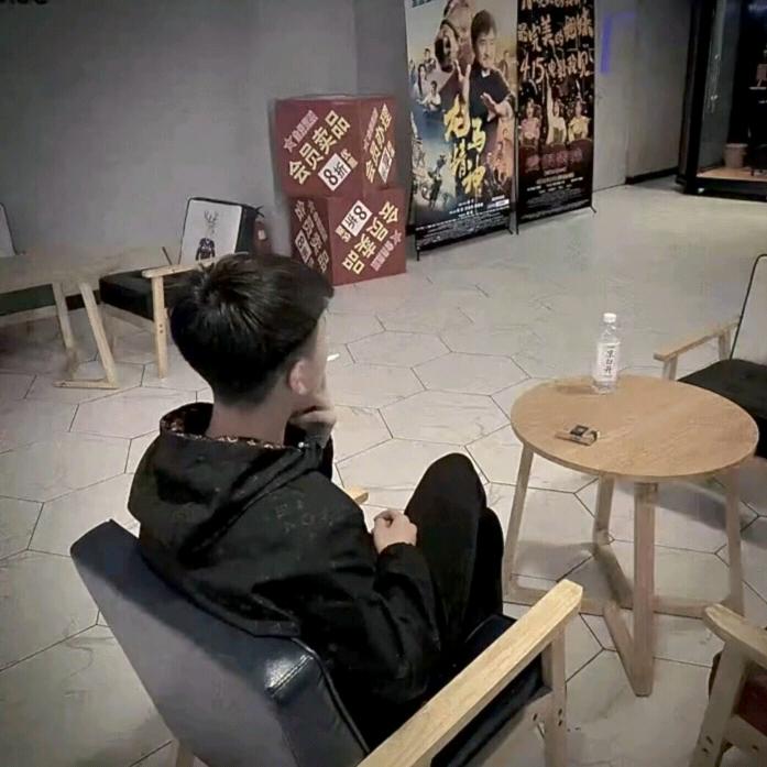 小黄