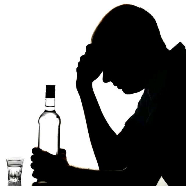 低配人生