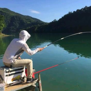 老猫钓鱼🎣