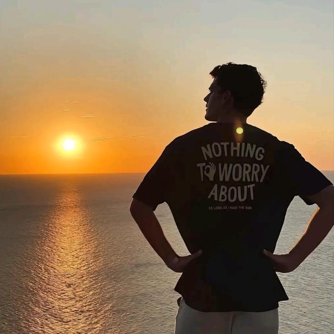 星期八和你约会.