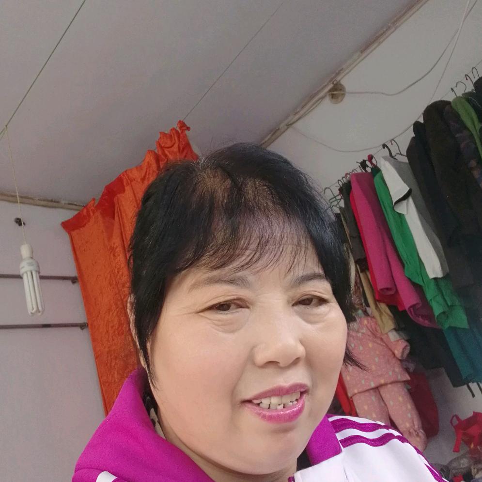 彩云制衣