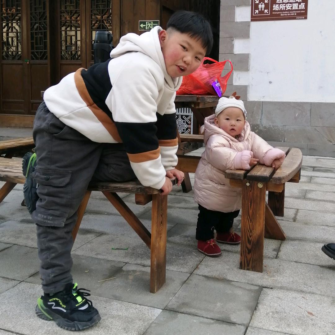 德高防水、立邦漆等辅料