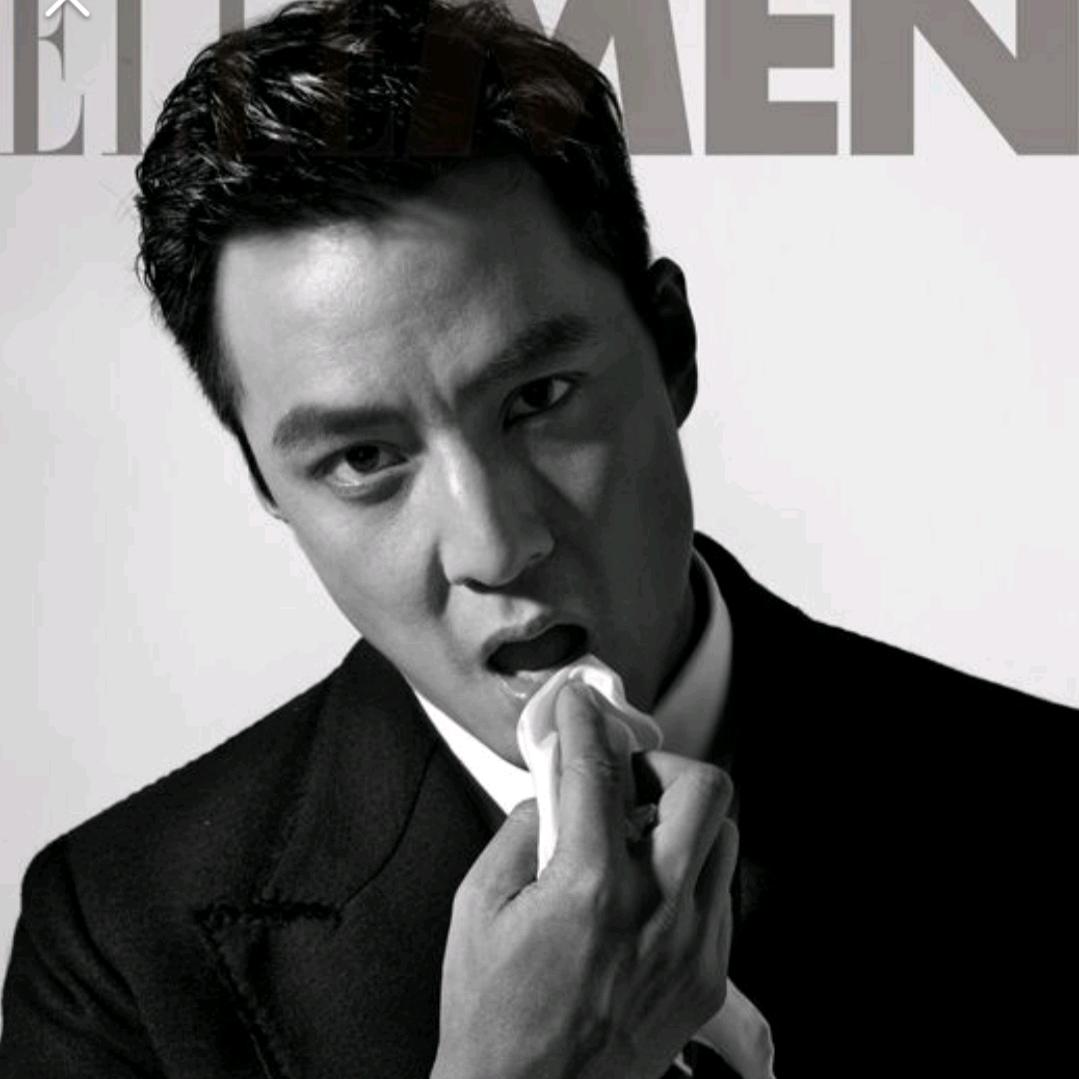 阿祖外面全是成龙