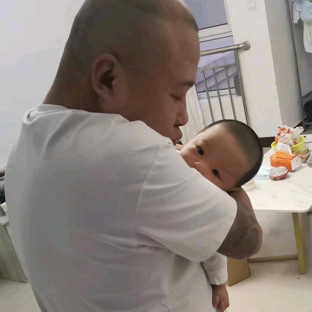 慕泽爸（离异）