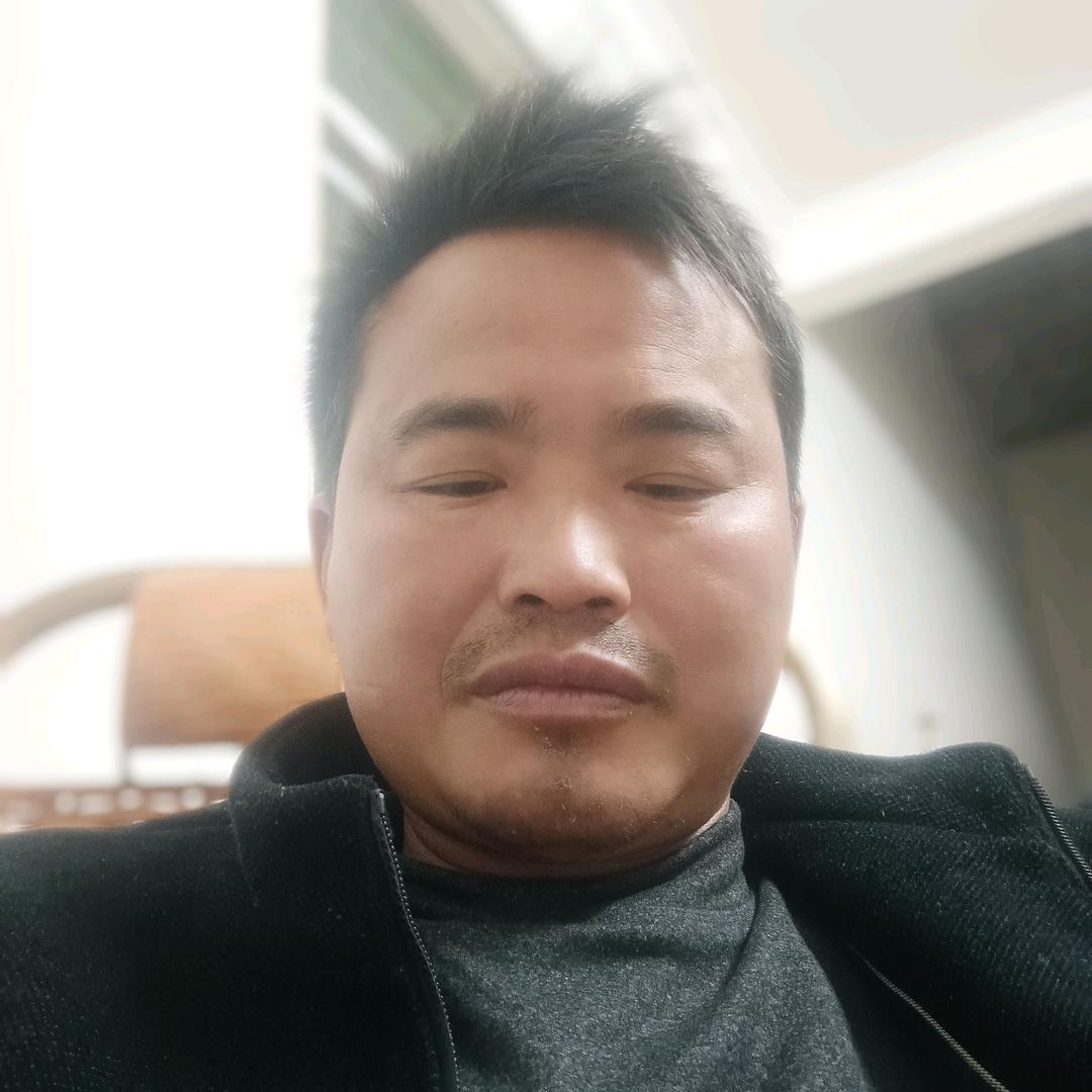 半张脸