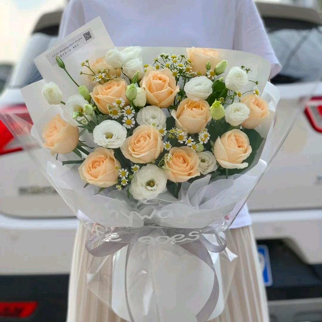 你笑起来真好看呀