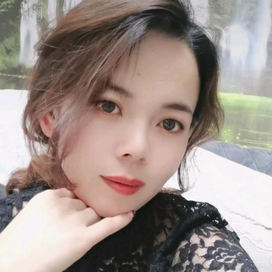 浅浅🌸一笑🌺