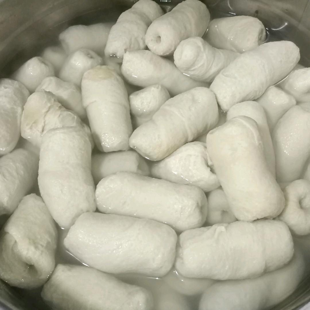 纯手工面筋烧烤。