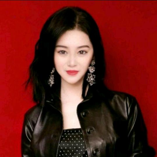 白玉开心就OK🍎🍎