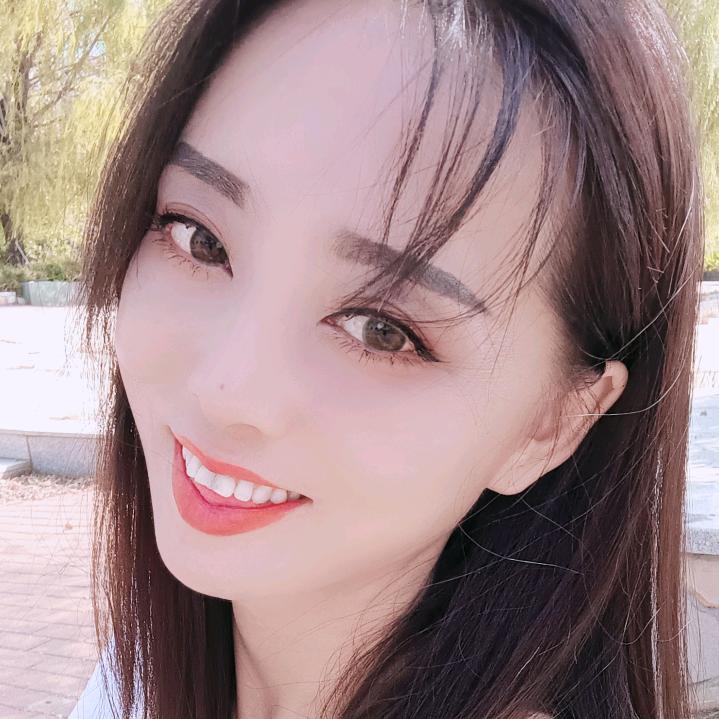 小小（崔大美）没人疼
