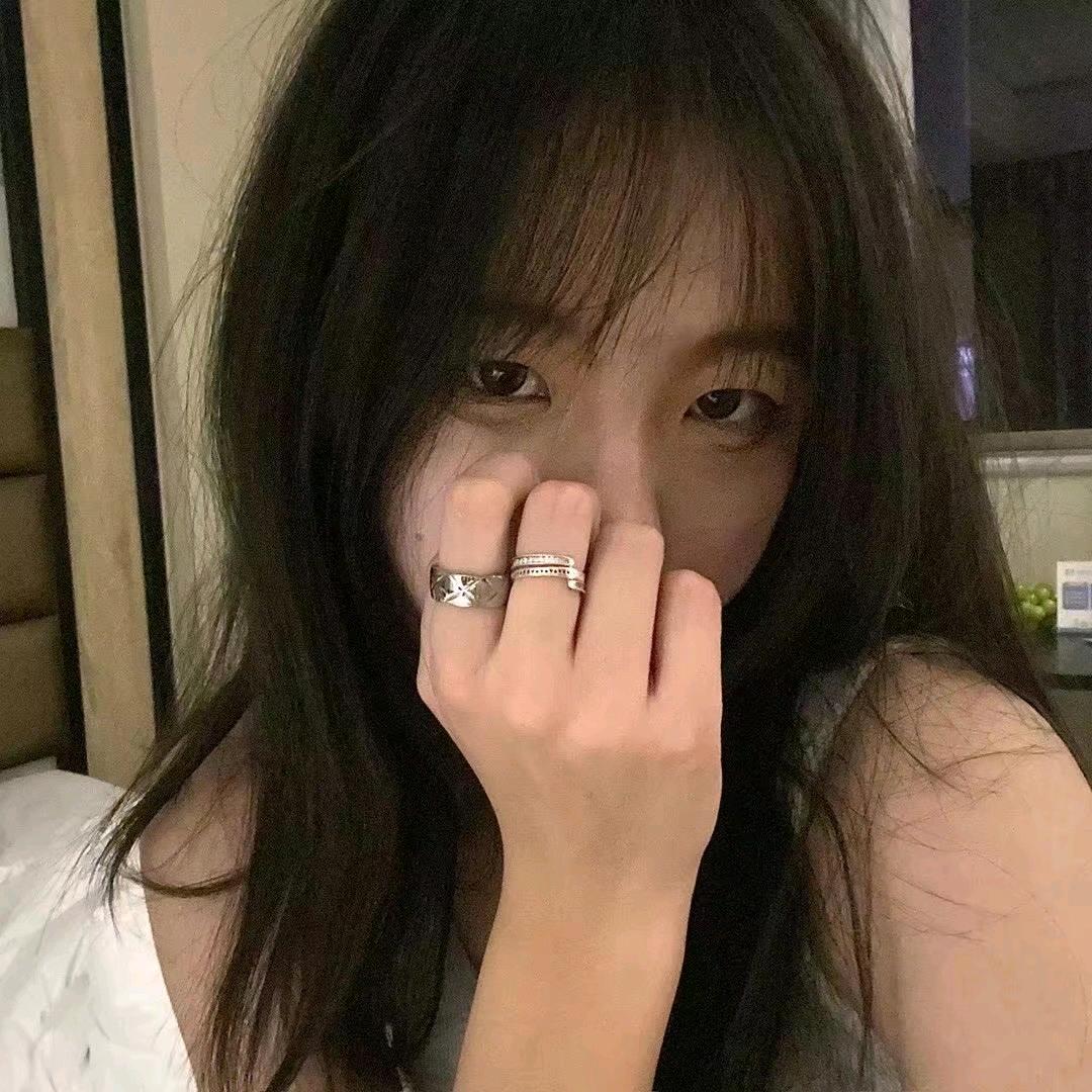 LuLu怡