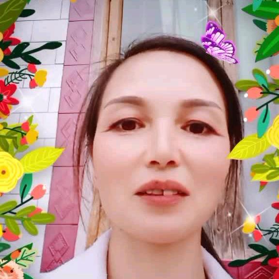 杨英
