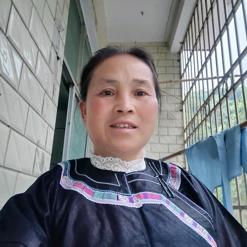 梅@