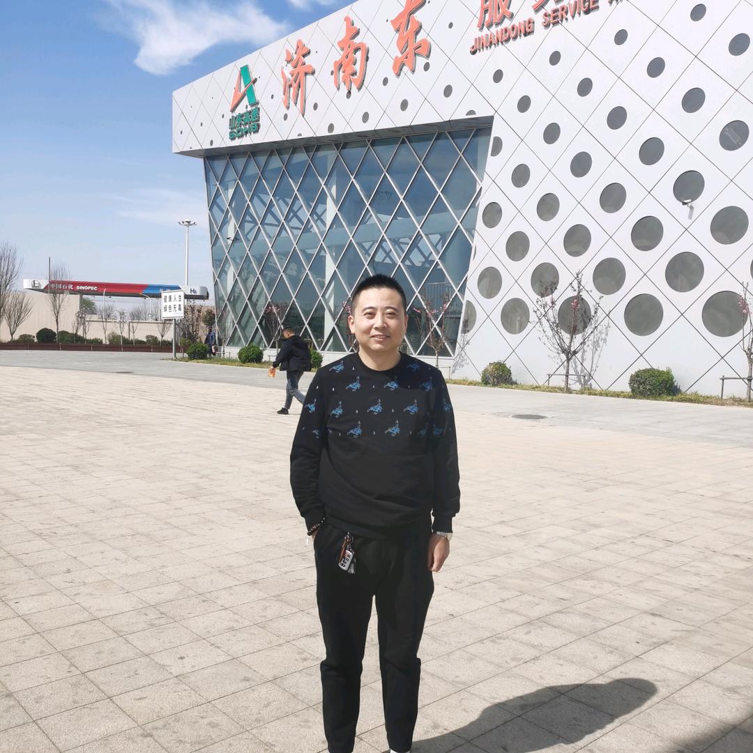 东北小伙。。。。。。