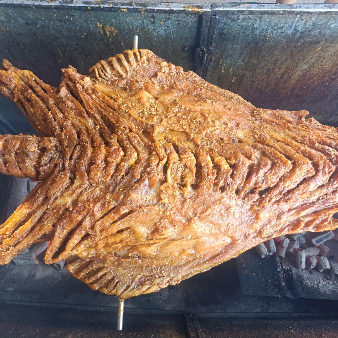 沈阳老兵上门烤全羊