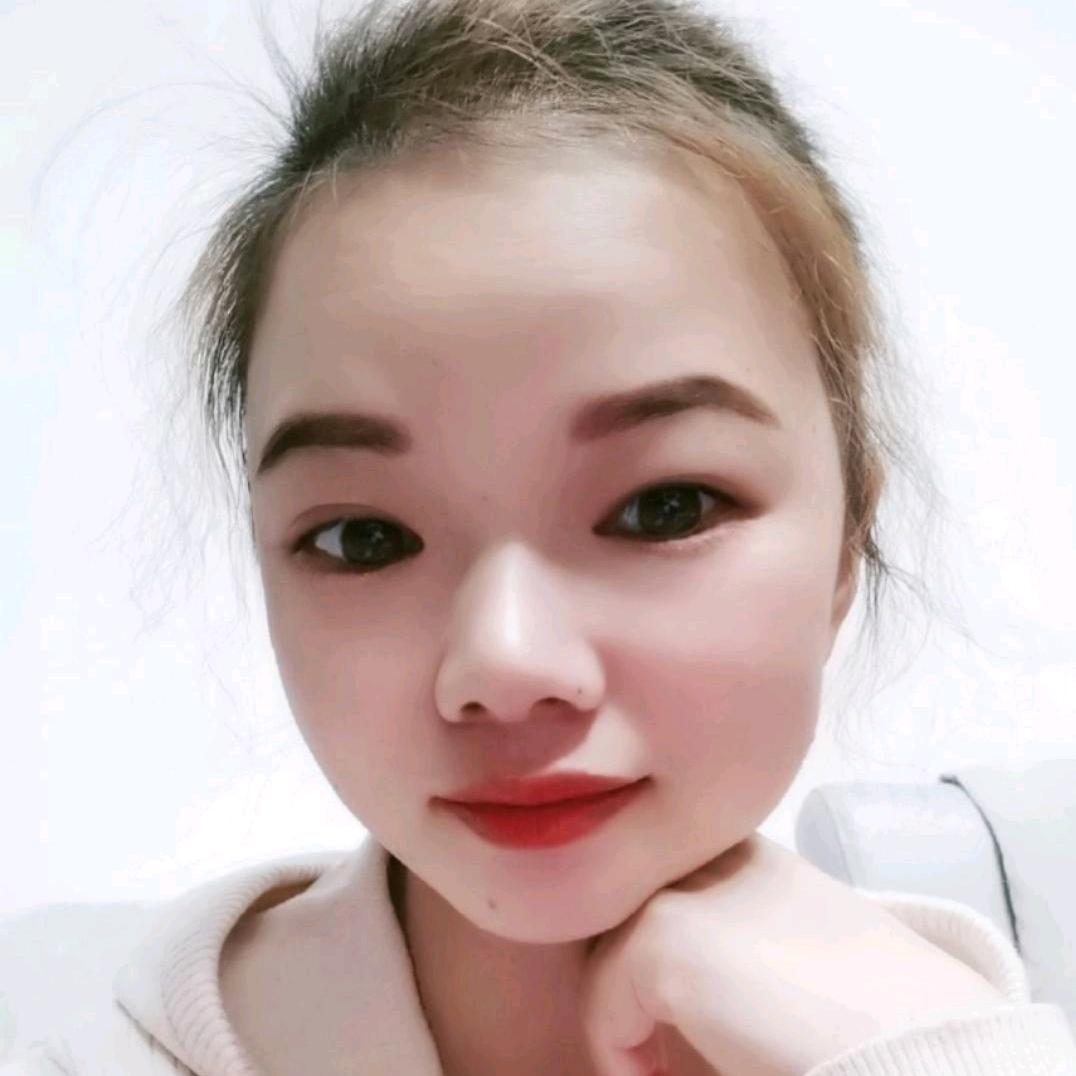 小小君