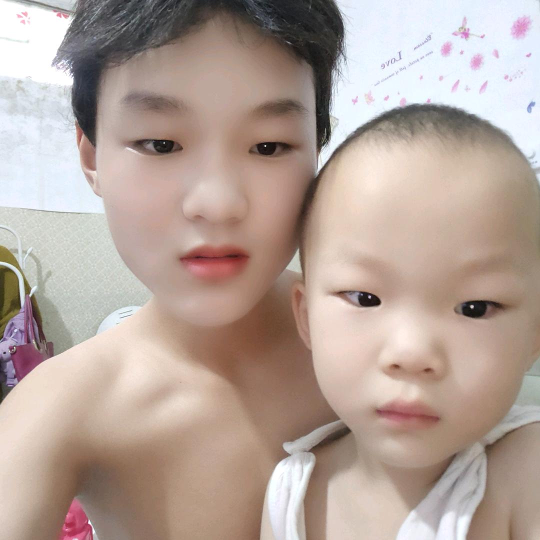 小猪猪🐷旭旭