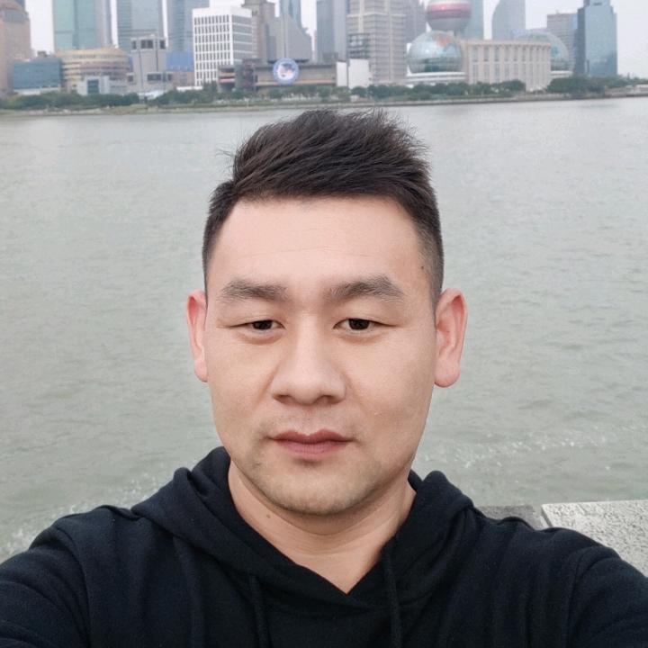 精诚钣金喷漆卢晓升