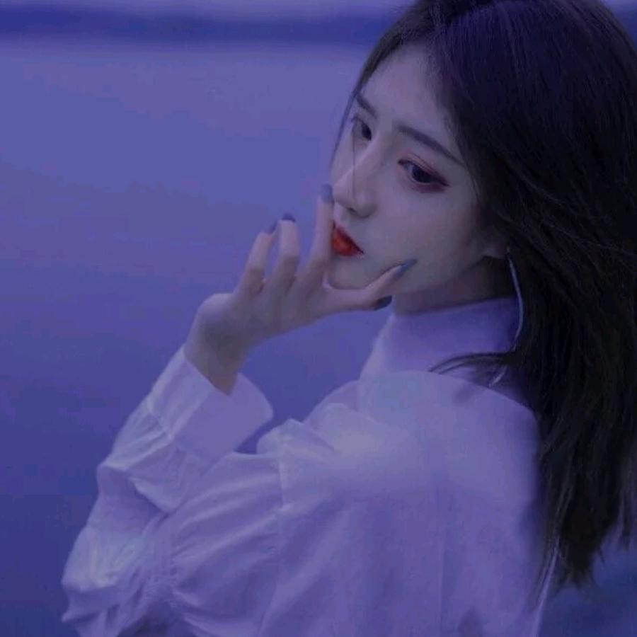 静 静