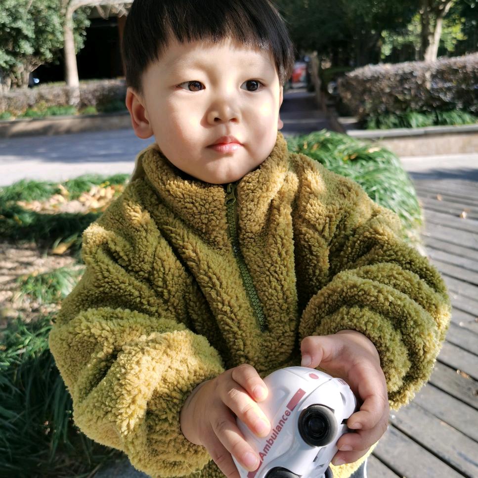 小满阿布