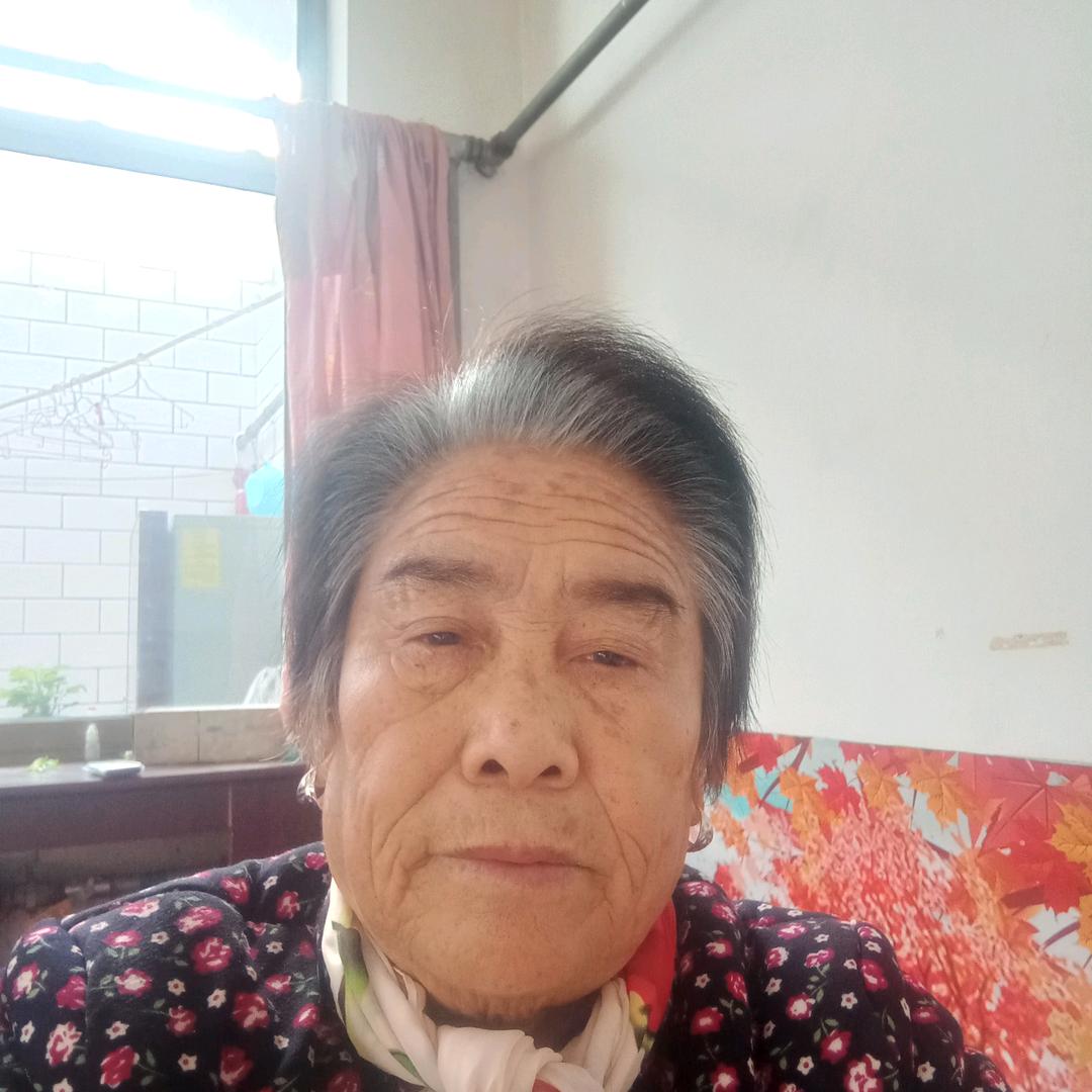 歹阳红