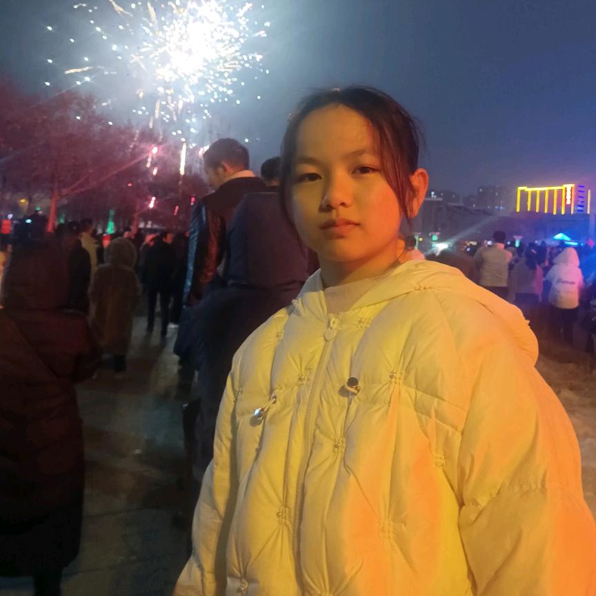 麦鲜面肺子店老板娘