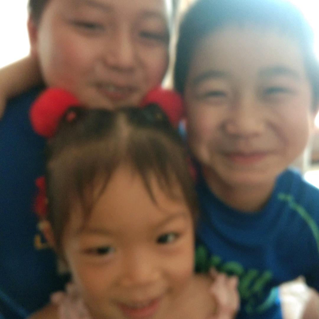 红云。